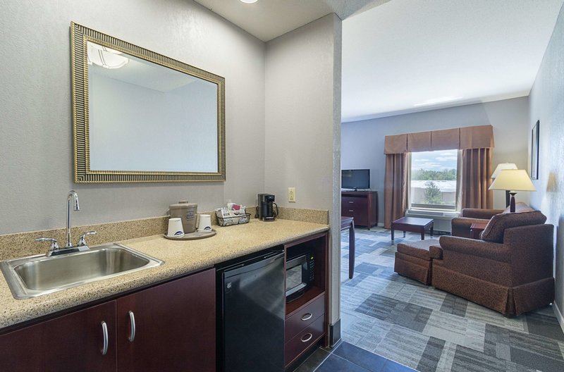 hampton inn and suites indianapolis brownsburg