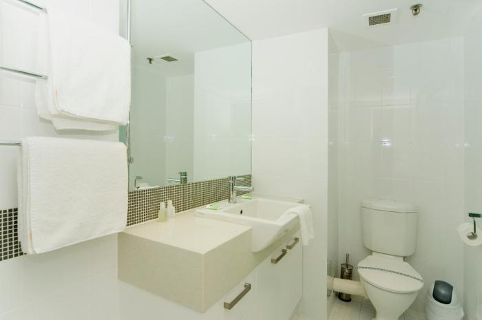 gemini court holiday apartments