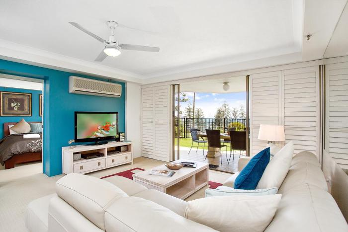 gemini court holiday apartments