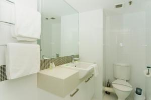 gemini court holiday apartments