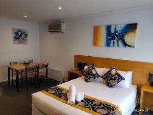 The Coachman Motel & Units,Dandenong>>Cowes,4 star