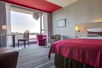 radisson blu media harbour hotel dusseldorf