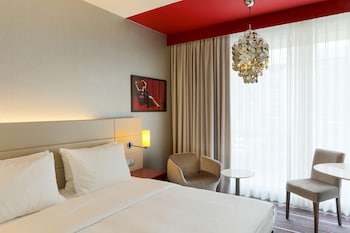 radisson blu media harbour hotel dusseldorf