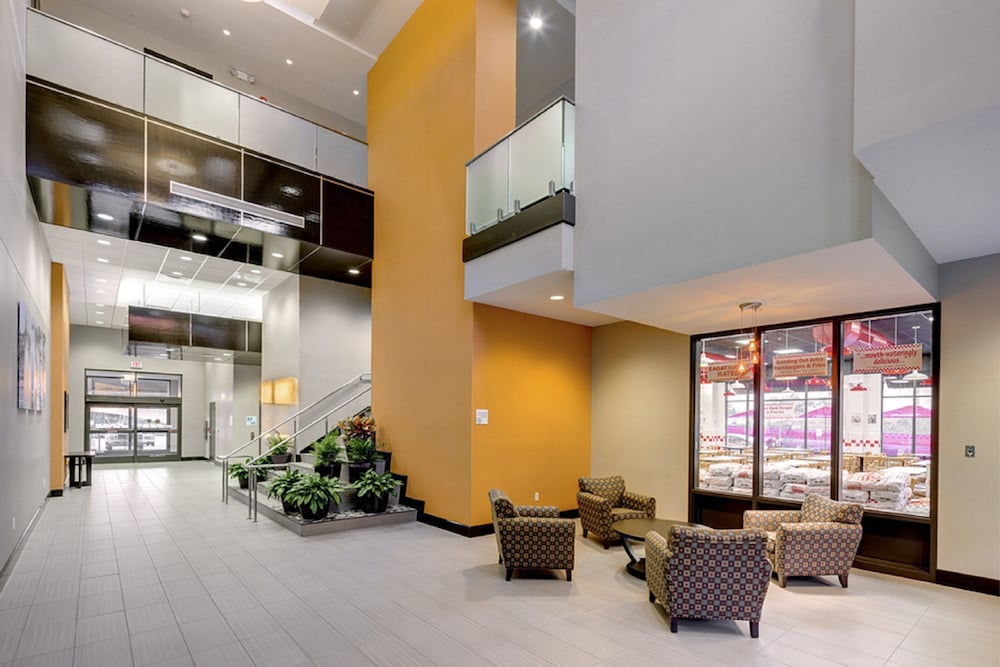 holiday inn express and suites kansas city ku medical center