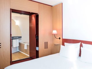 Novotel Suites Nice Airport,L'arenas>>Biot,4 star