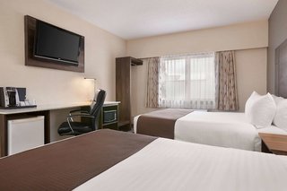 Baymont By Wyndham Medicine Hat,Alberta>>Medicine Hat,3 star