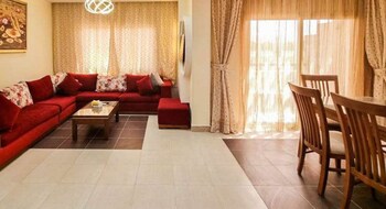 el karma aqua beach resort