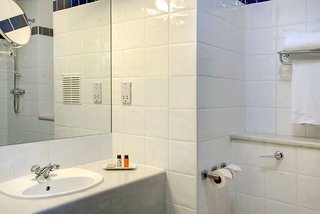 Best Western Plough & Harrow Hotel,135 Hagley Road,4 star