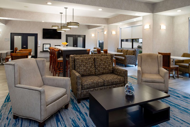 hampton inn kansas city northeast