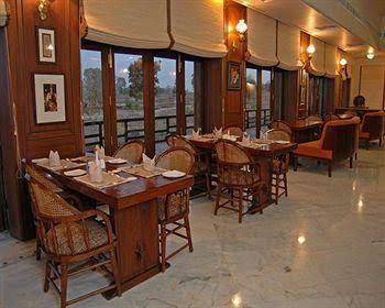 the baagh a forest retreat