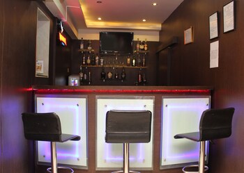 the pearl hotel kolkata