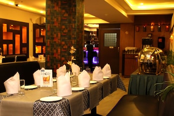 the pearl hotel kolkata