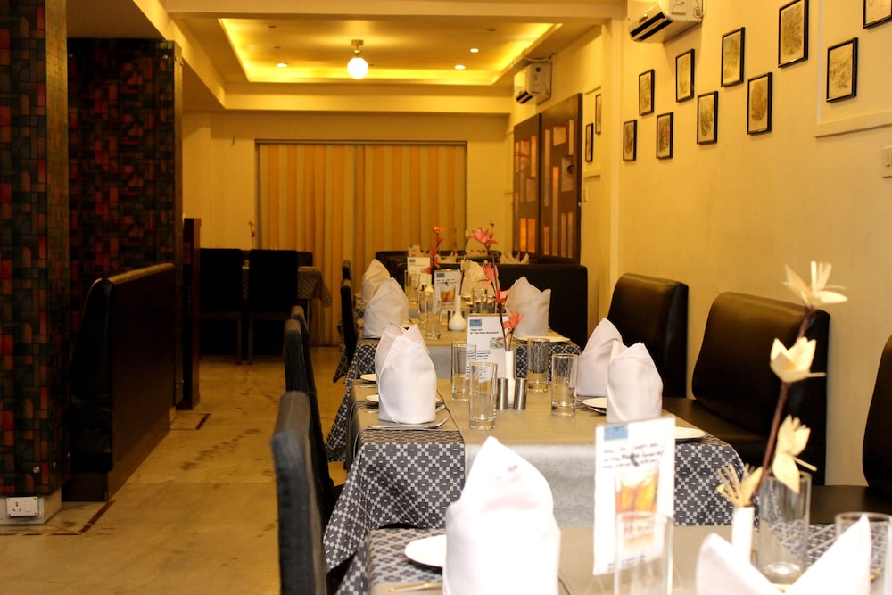 the pearl hotel kolkata