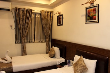 the pearl hotel kolkata