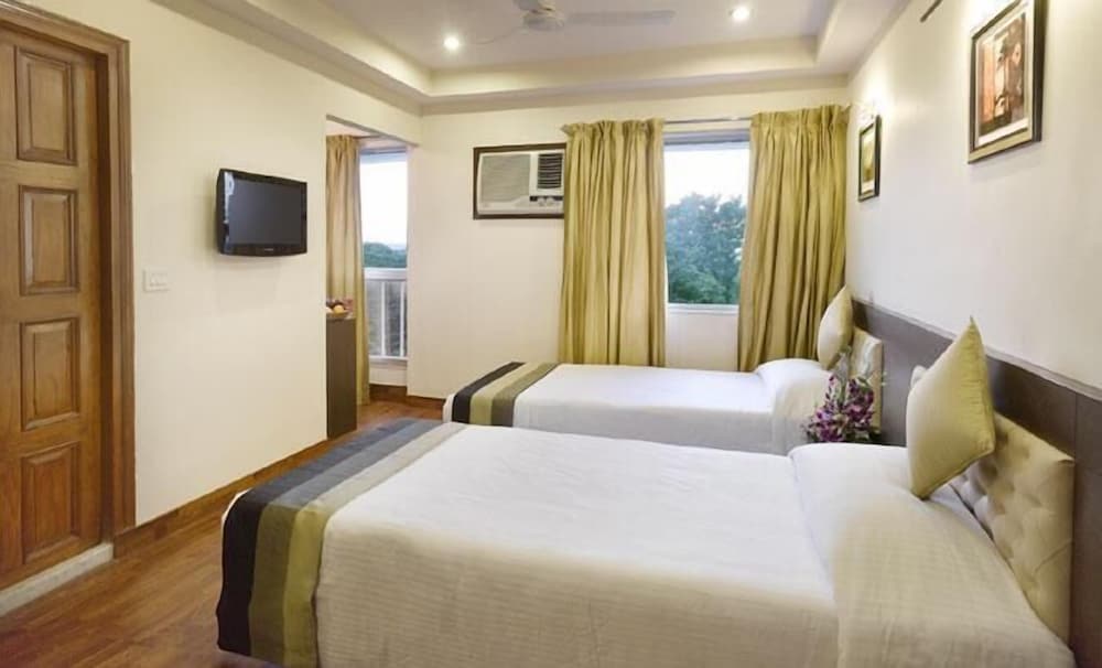 the pearl hotel kolkata