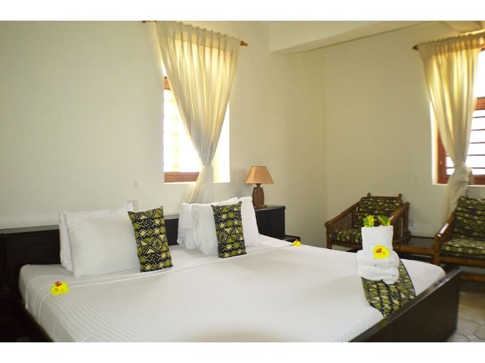 coconut grove bridge house