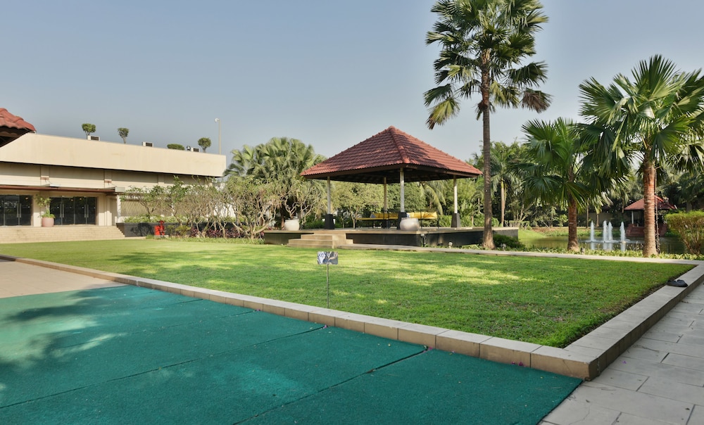 radisson blu dhaka water garden