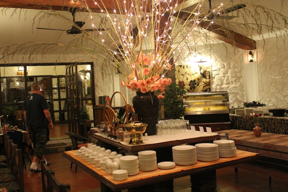 the begnas lake resort and villas