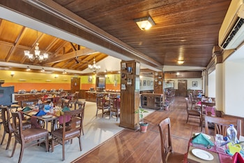 club mahindra naukuchiatal