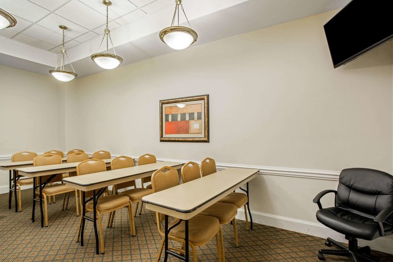 la quinta inn and suites by wyndham norfolk