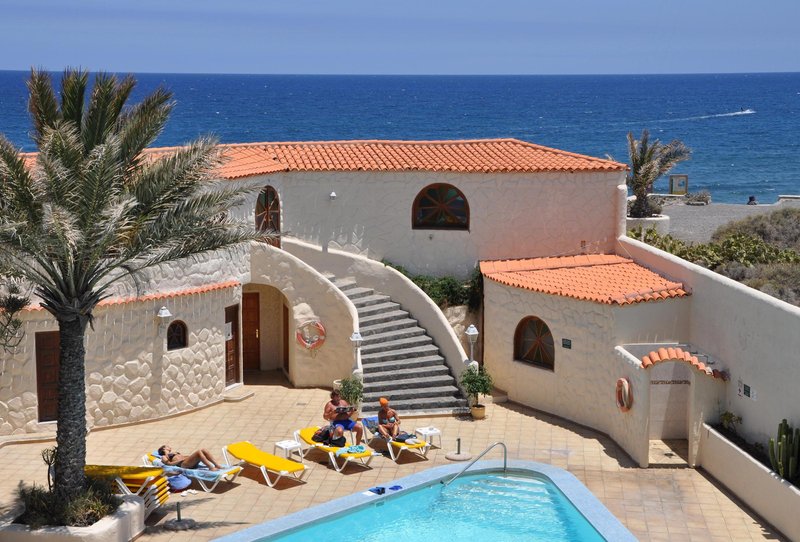 playa surf cbbc hotel