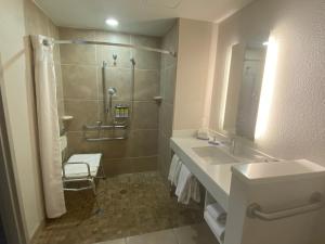 Holiday Inn Express & Suites Albuquerque Historic Old Town,Bernalillo>>Albuquerque,3 star