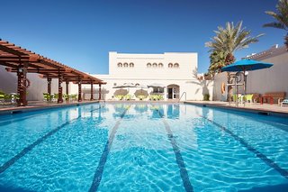 makarem annakheel hotel and resort