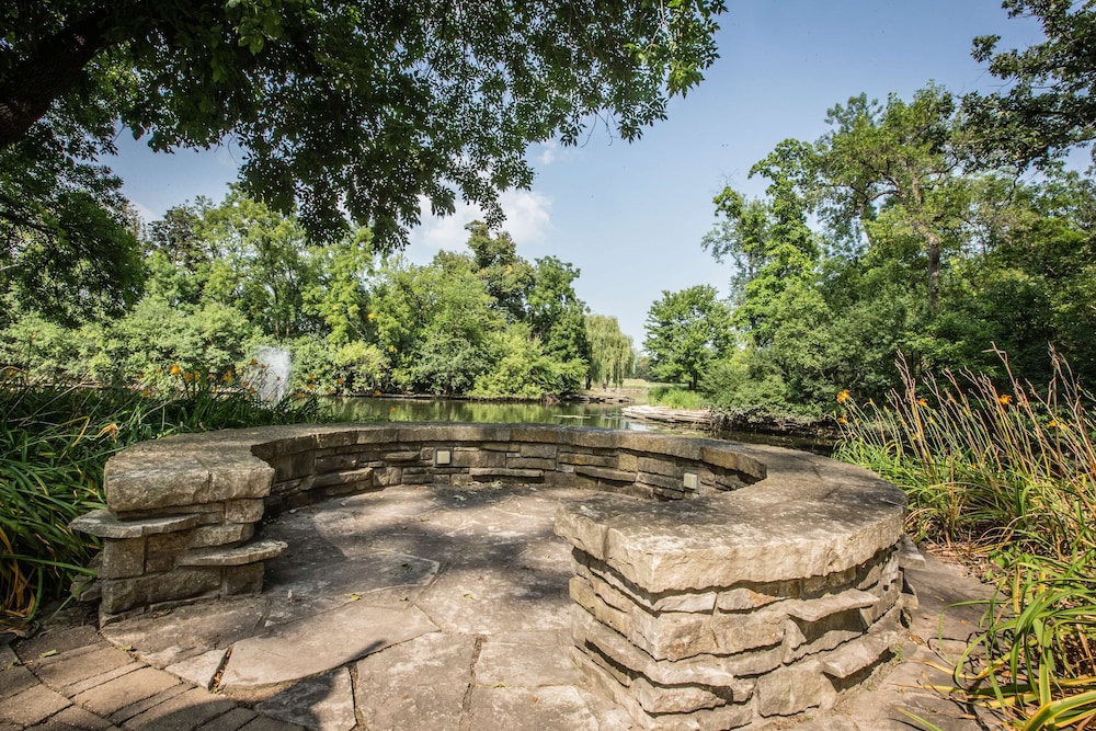 hyatt lodge oak brook chicago