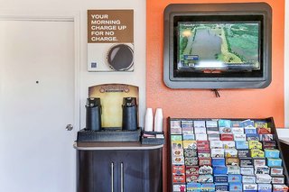 motel 6 oakland ca embarcadero