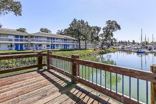 motel 6 oakland ca embarcadero