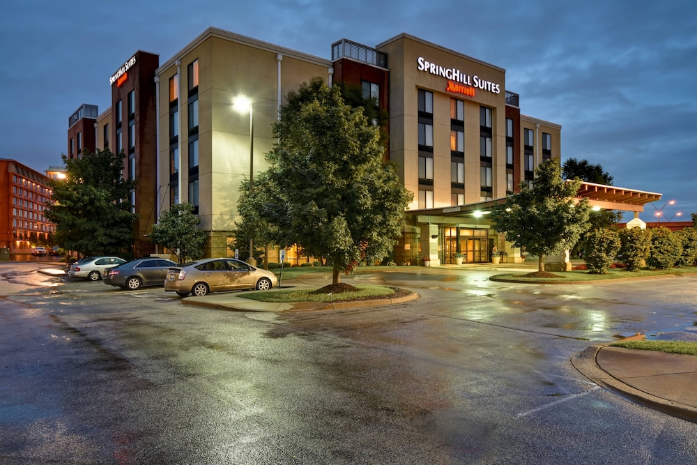 springhill suites by marriott louisville airport
