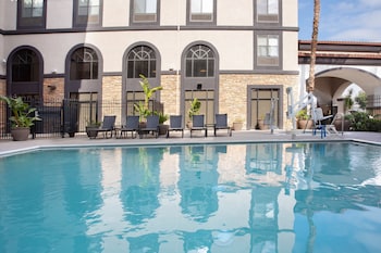 Holiday Inn Express And Suites Ontario Airport By Ihg,Ontario>>Los Angeles,3 star