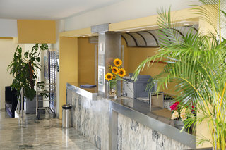 apartamentos roc portonova