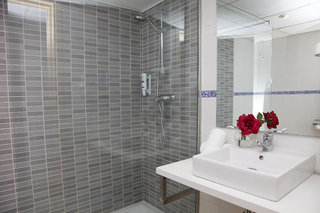 apartamentos roc portonova
