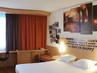 Ibis Geneve Petit Lancy,Lancy>>Geneva,3 star