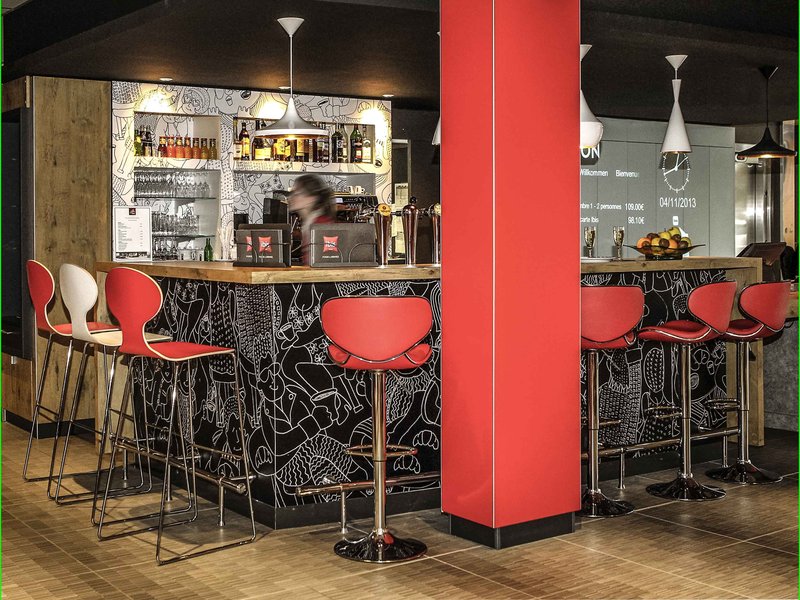 ibis saint genis pouilly geneve