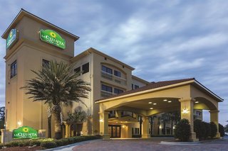 La Quinta Inn & Suites By Wyndham Fort Walton Beach,Florida>>Destin,3 star