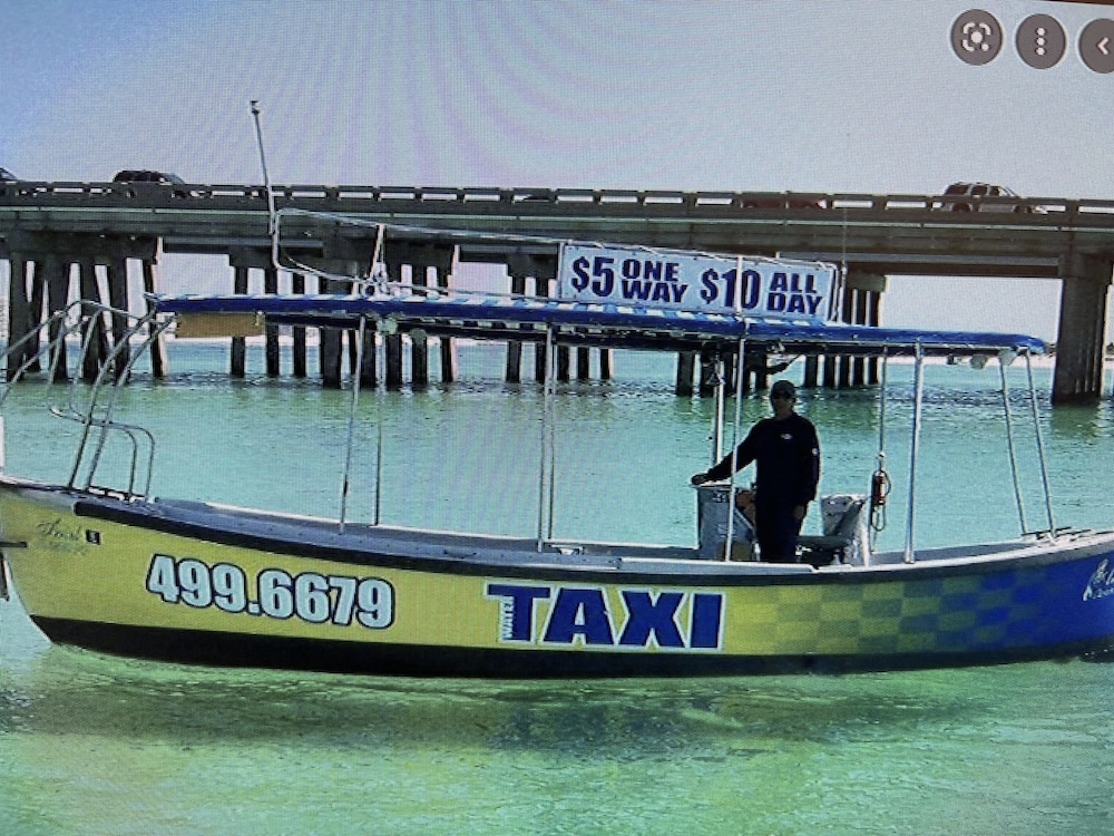 holiday lodge and suites fort walton beach