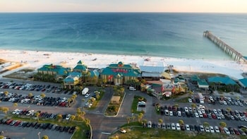 holiday lodge and suites fort walton beach