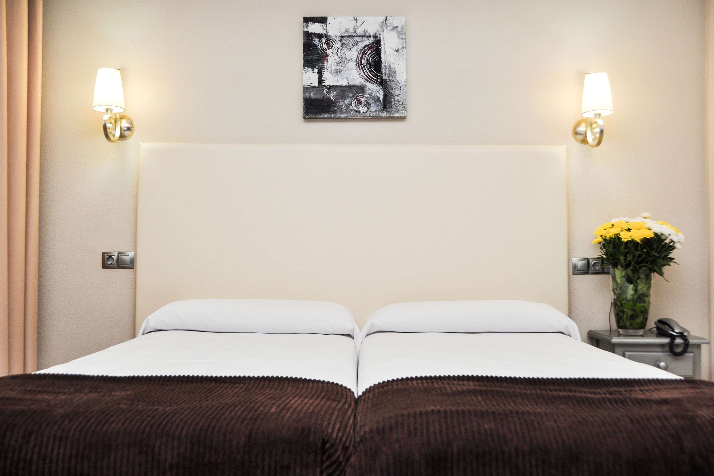 sercotel dona carmela ascend hotel collection