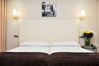 sercotel dona carmela ascend hotel collection