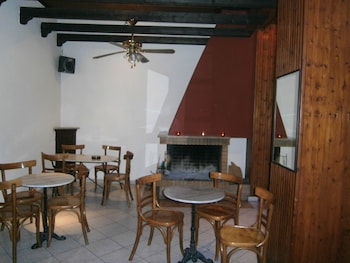 sparta team hotel hostel