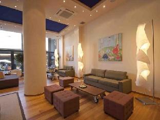athens center square hotel