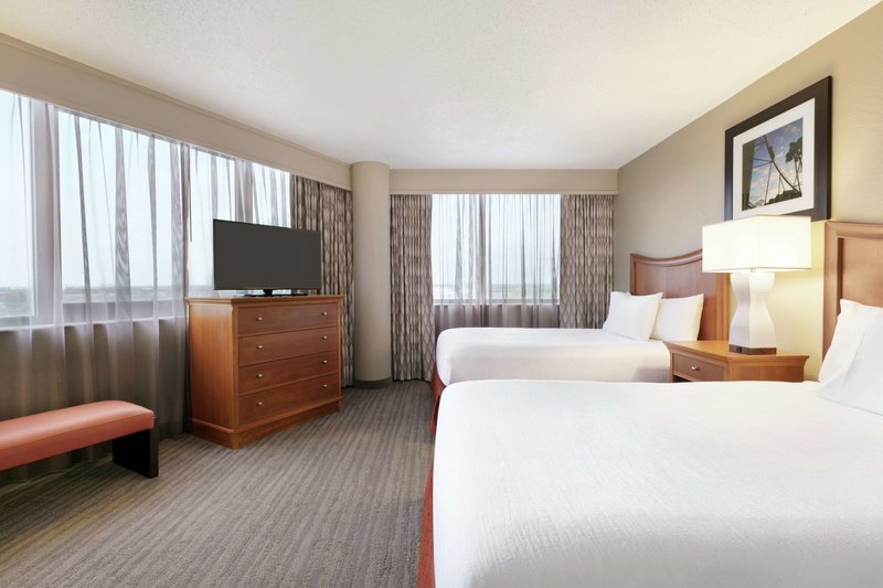 embassy suites by hilton orlando international dr icon park