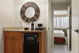 embassy suites by hilton orlando international dr icon park