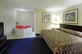 Red Carpet Inn,Stamford>>Fairfield,2 star