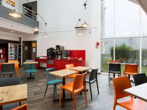 Hotelf1 Maurepas,Near Pariwest Commercial Center,1 star