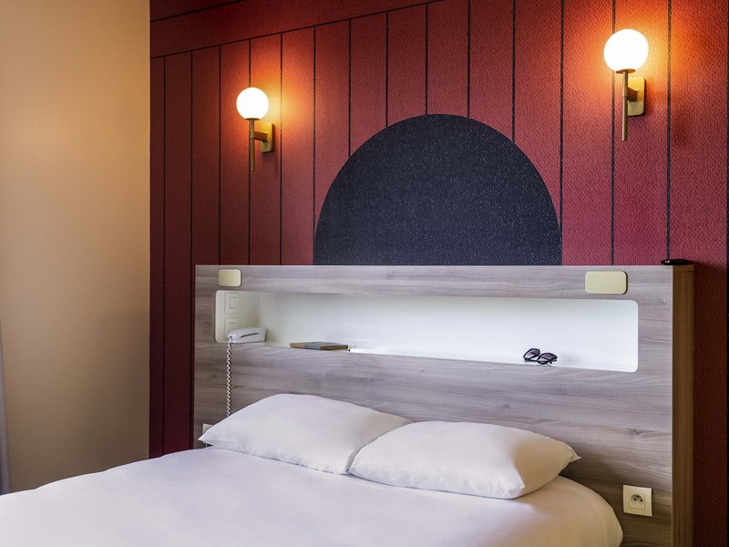 ibis styles versailles saint quentin en yvelines