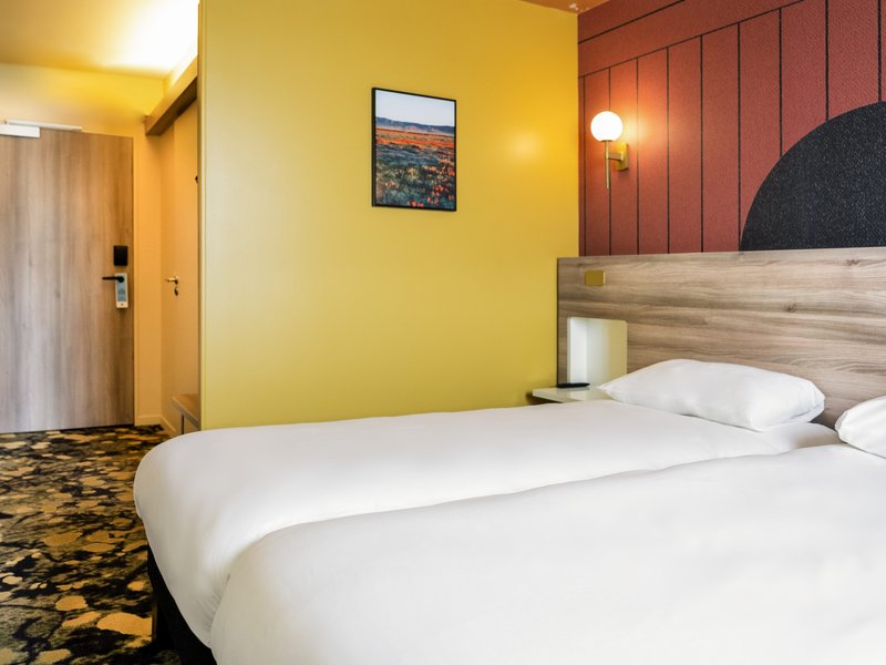 ibis styles versailles saint quentin en yvelines
