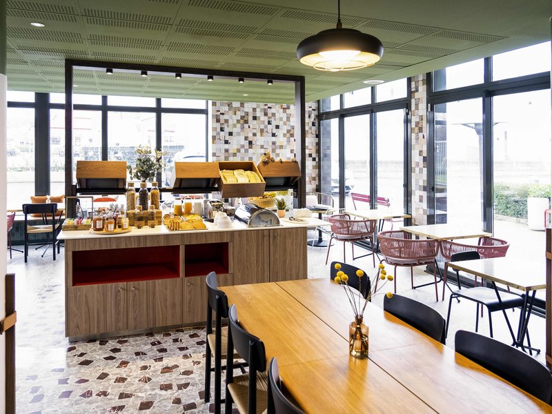 ibis styles versailles saint quentin en yvelines